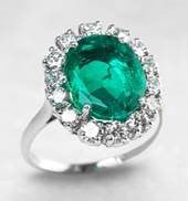 emerald engagement ring