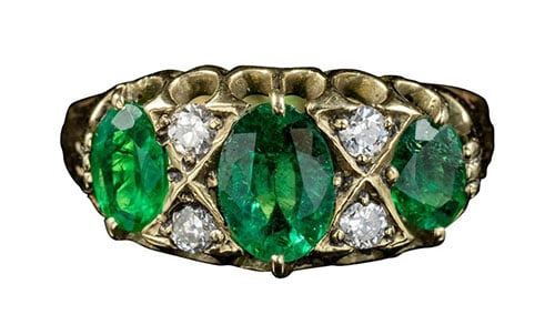 engagement ring 