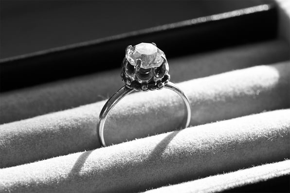  Vintage-Engagement-Rings--What-You-Need-to-Know 