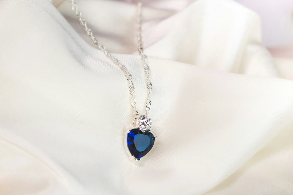 blue gemstone necklace
