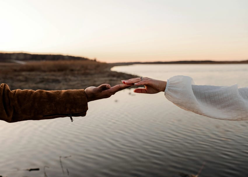 couple hands