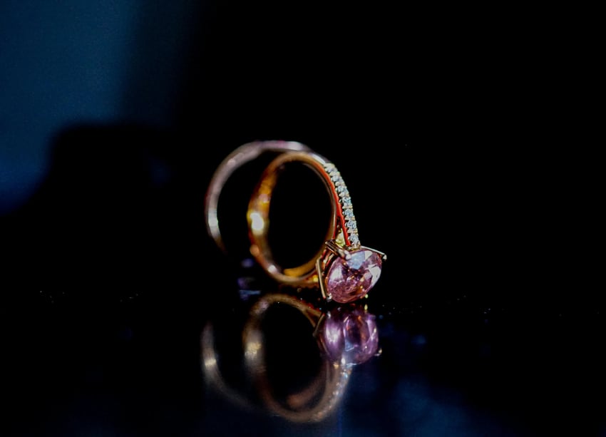 gold ring pink diamond 
