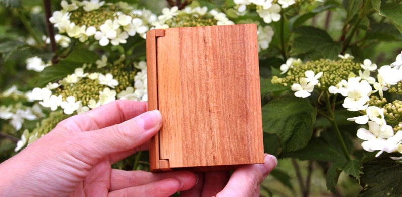 Wooden ring box 